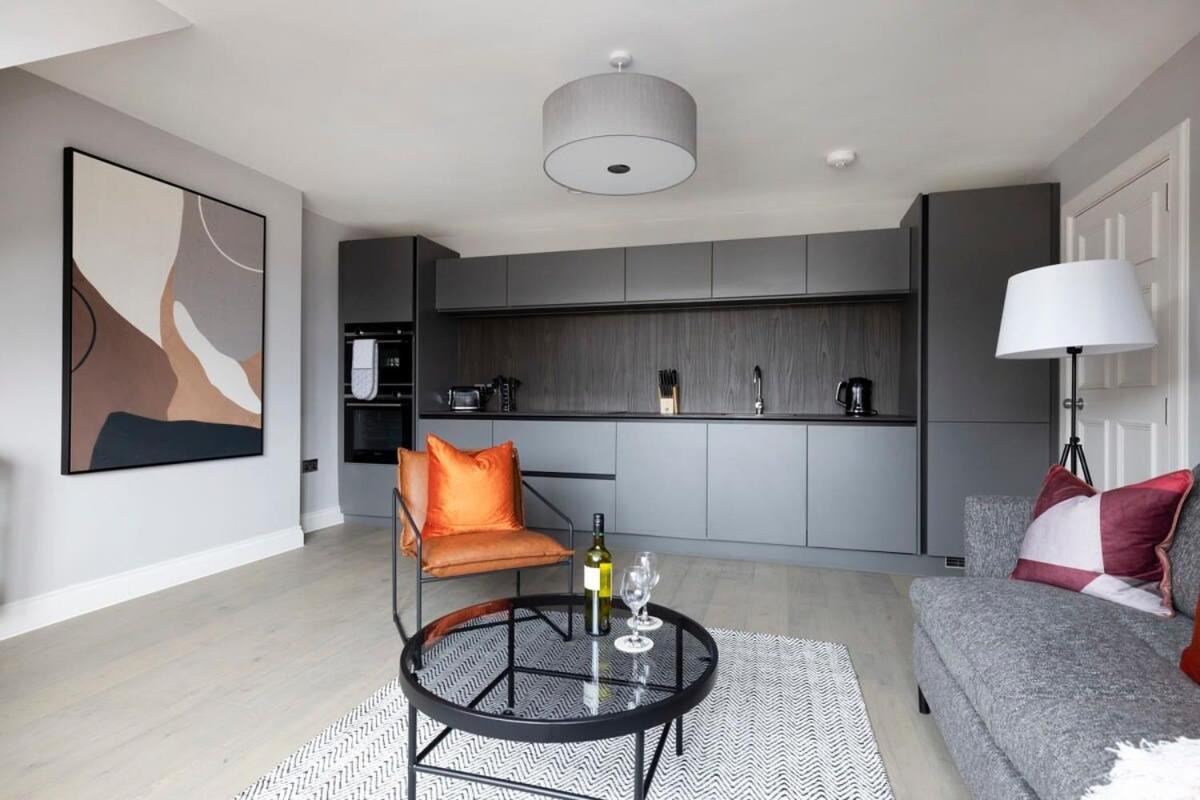 Dragon Suites - City Centre Castle View 1 Bed Apartment EDI Exterior foto